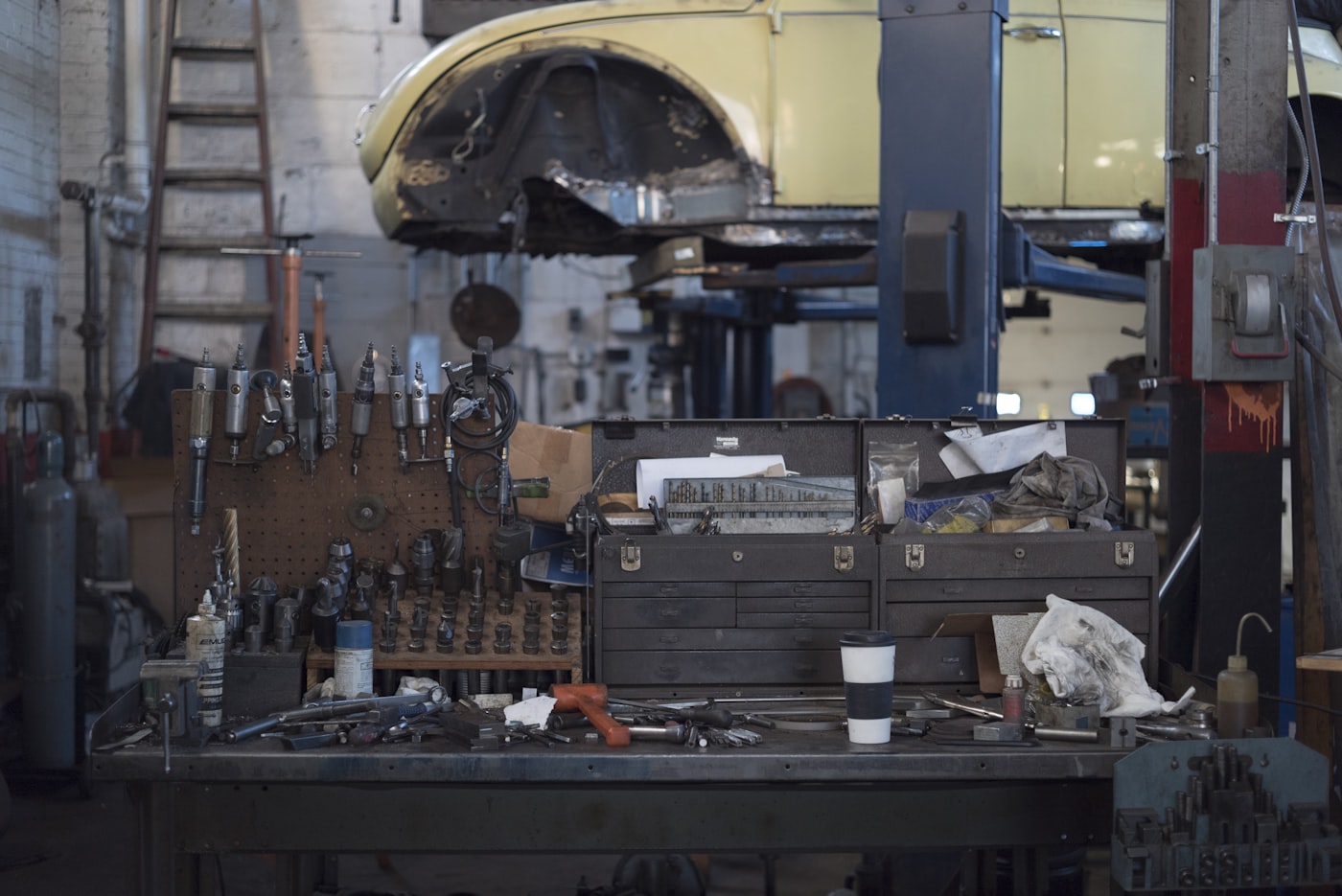 A workbench with tools organized and ready to use — the State of the Union is where Apple lays out the real developer toolkit (Photo: AJ Yorio, Unsplash)